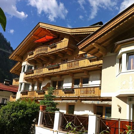 Apart Austria Aparthotel Mayrhofen Ngoại thất bức ảnh